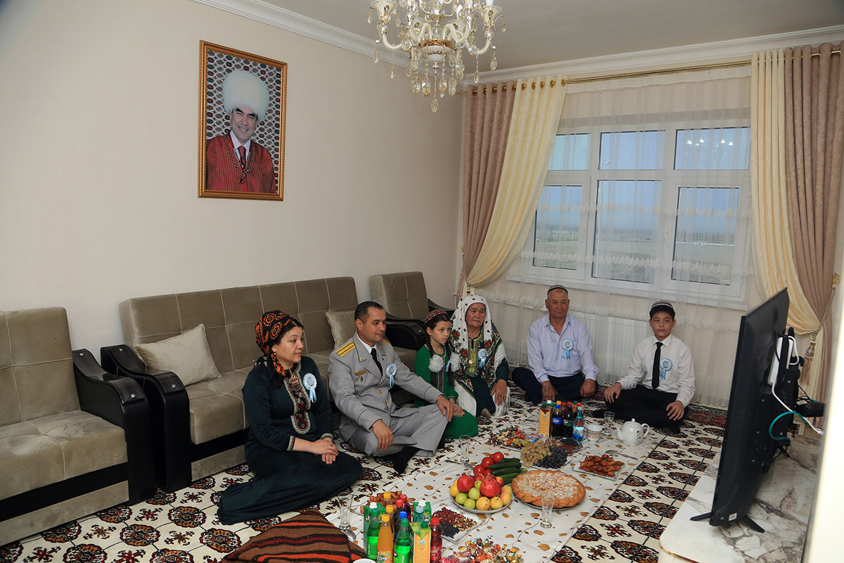 Täze jaýlaryň toý şatlygy